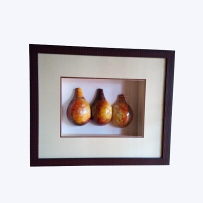 framed_vases
